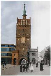 Kröpeliner Tor Rostock, Collage erstellt von ChatGPT